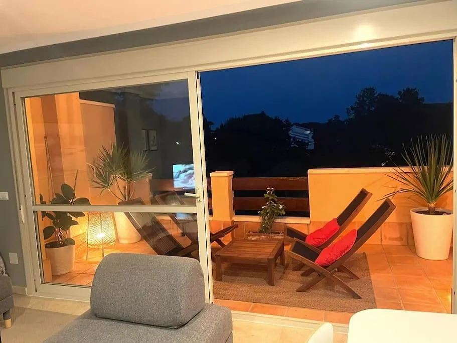 Lägenhet Apartamento Duplex Playa De Artola-Baja-Marbella